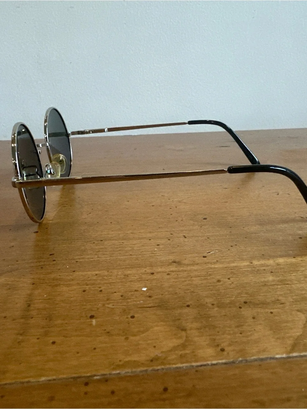 Round Silver Frame Sunglasses with Green Mirrored Lenses